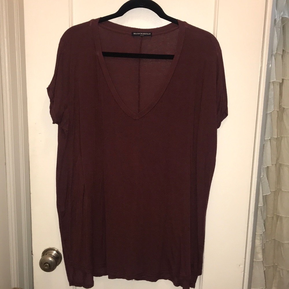 Brandy Melville v neck t shirt